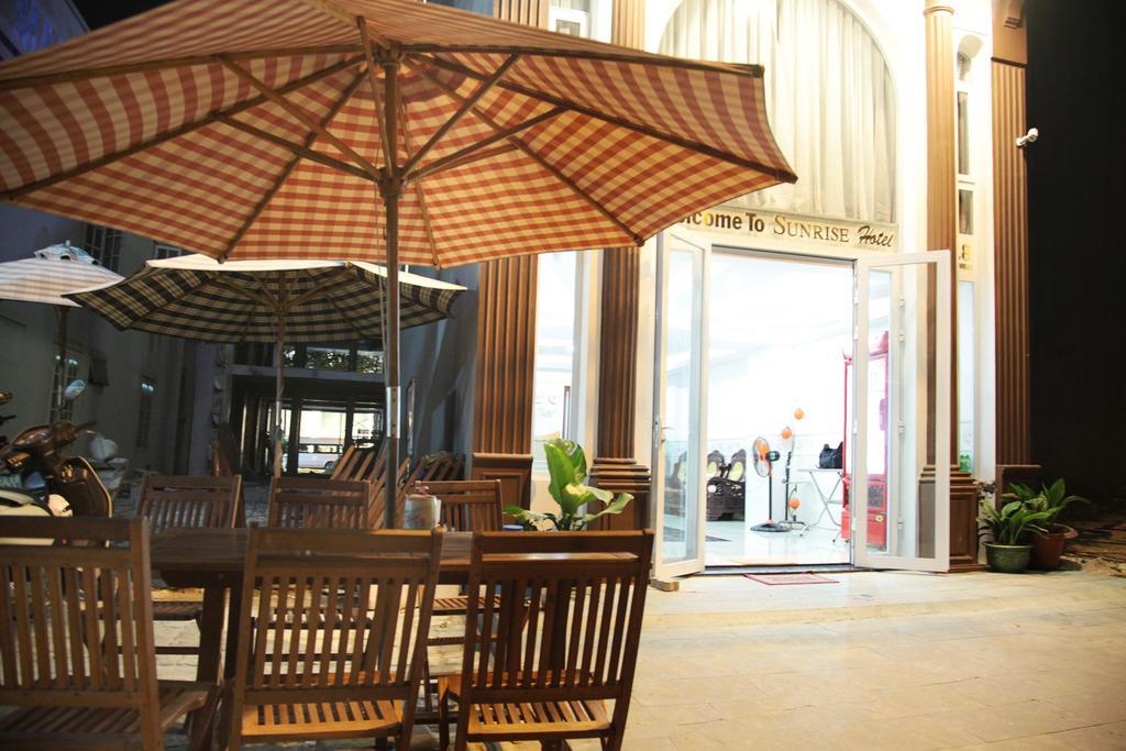 Sunrise Hotel Da Nang Buitenkant foto